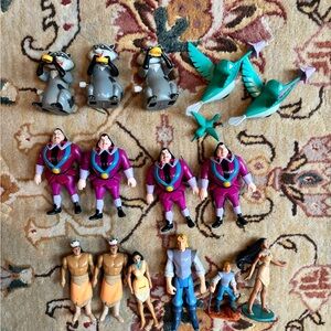 Disney Pocahontas Action Figures Set - Multicolor